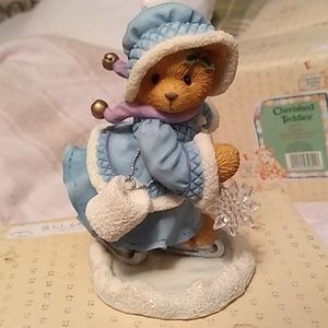NIB Vintage Girl Ice skating figurine or